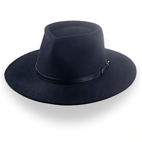 Cappello a tesa piatta Black Western Outback in feltro di pelliccia resistente | The Centaur