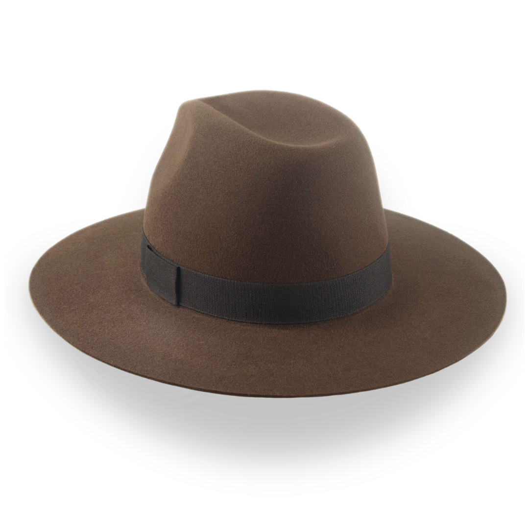 Fedora-wide brim outlets