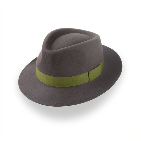 Fedora de corona baja casual en gris caribú para hombre | The Rook