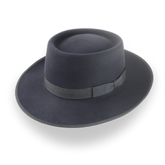 Chapeau Fedora gris ardoise emblématique | The Oppenheimer