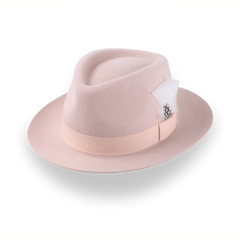 Fedora rosa claro con corona mediana en lujoso fieltro de piel | The Clubber