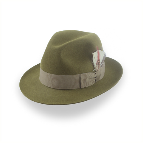 Sombrero Fedora Trilby de ala media verde oliva en fieltro de piel | El fénix